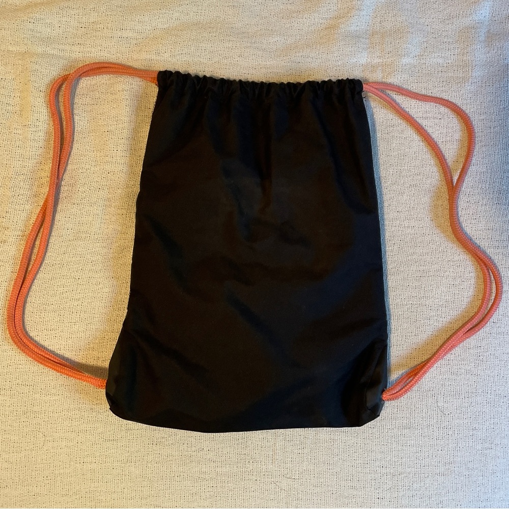 Adidas Drawstring Bag - Picture 5 of 7